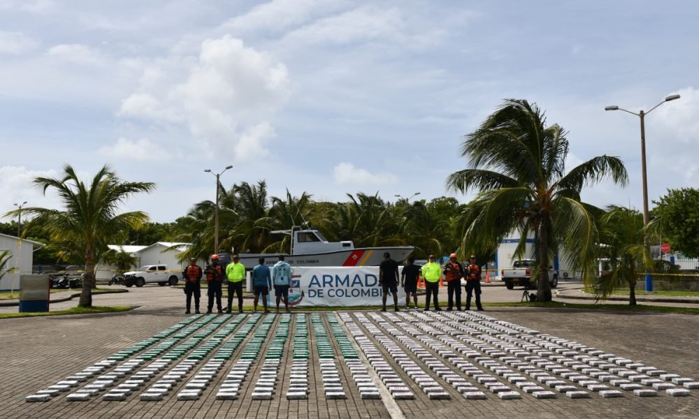 Armada Nacional incautó más de 800 kilos de Cocaína en aguas del Archipiélago – El Extra