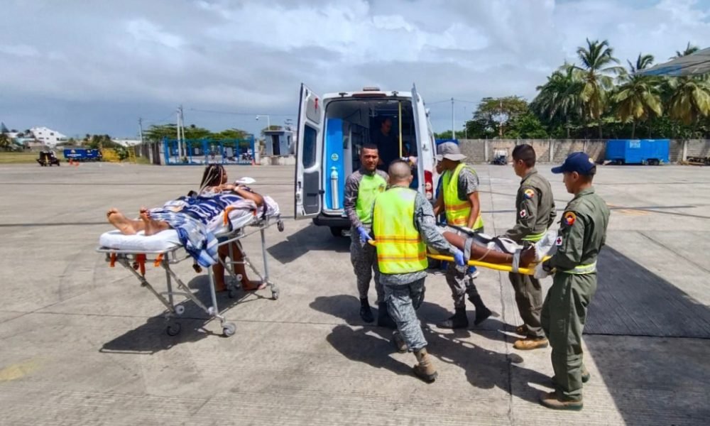 Fuerza Aérea hace traslado aeromedico de tres pacientes desde Providencia – El Extra