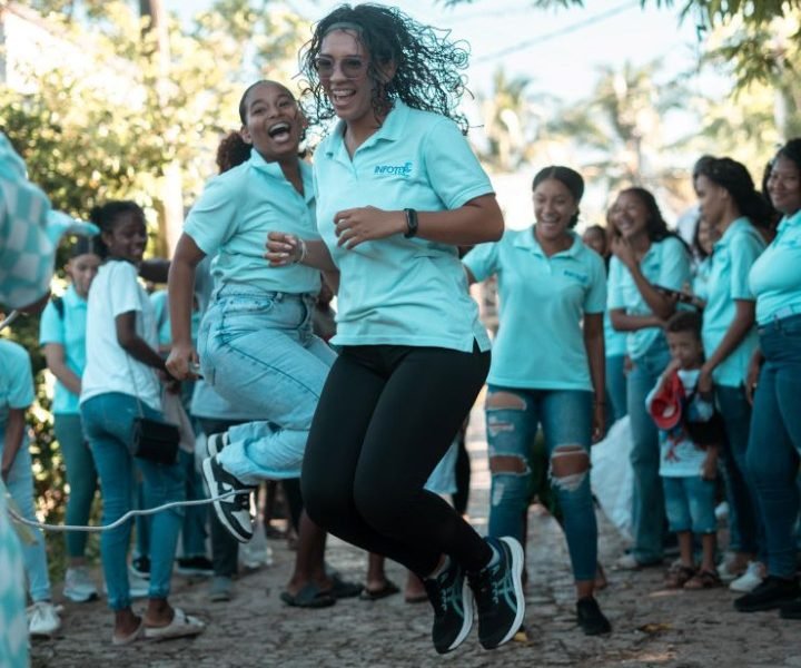 Jóvenes de Providencia ahora tienen educación superior sin salir de su territorio – El Extra