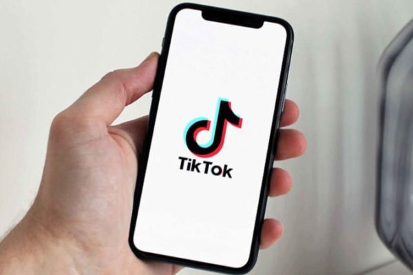 Trump ve posible «salvar» a TikTok en EEUU pero cree que necesitará la aprobación de China