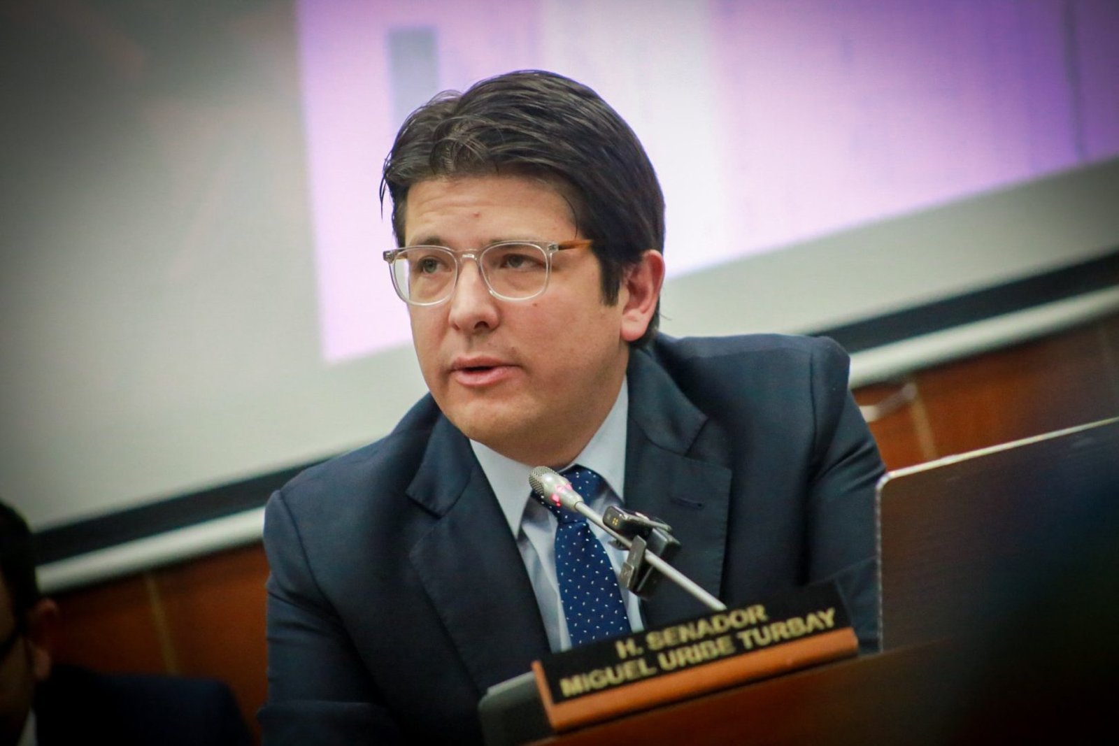 Estado de salud del senador y precandidato presidencial Miguel Uribe Turbay «reviste la máxima gravedad»