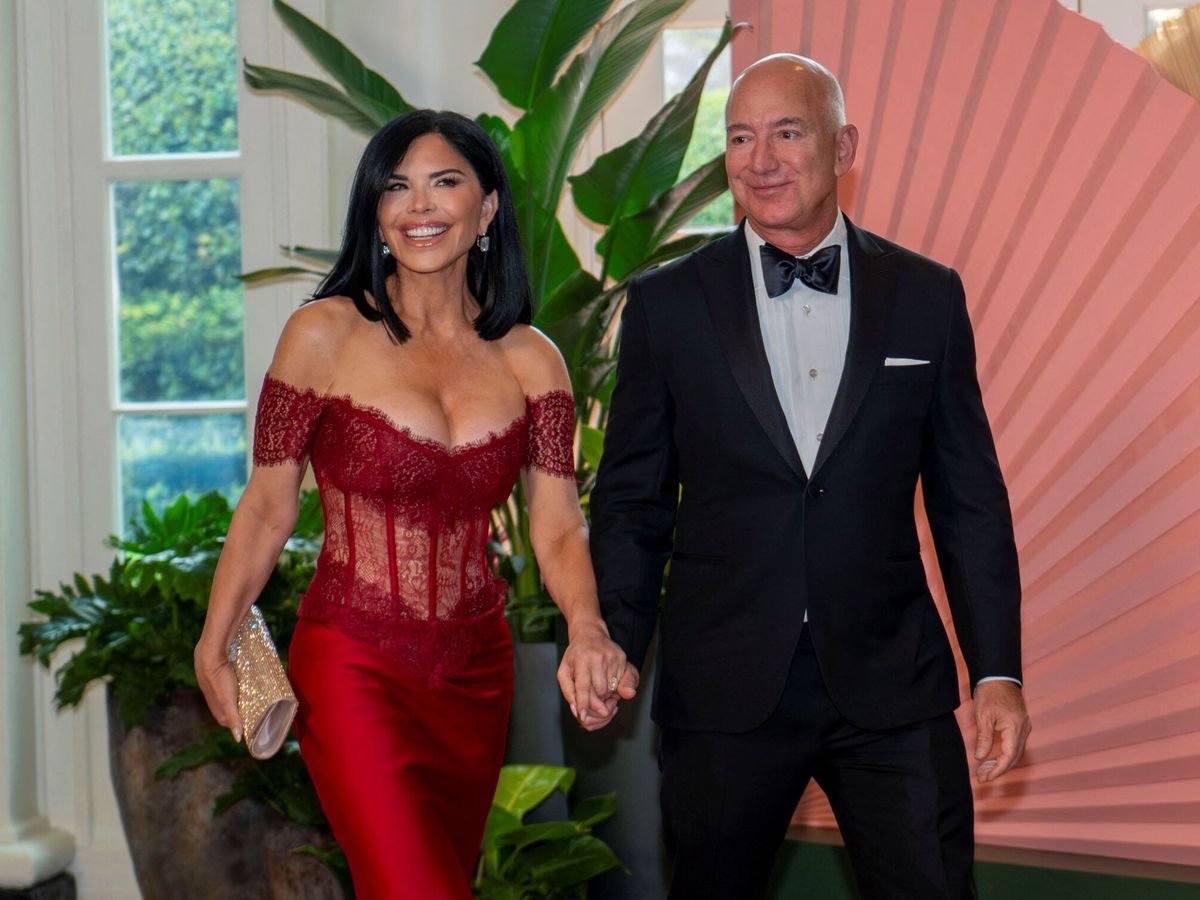Jeff Bezos y Lauren Sánchez se dan el «sí» en una ceremonia blindada en una isla veneciana