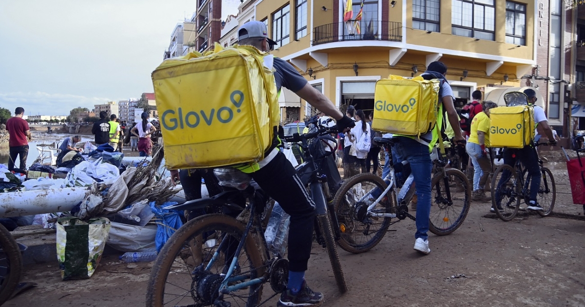 Multan a plataformas por CARTEL de ENTREGAS a DOMICILIO