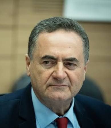 Ministro de Defensa israelí: «Si Jameneí continuá disparando misiles, Teherán arderá»
