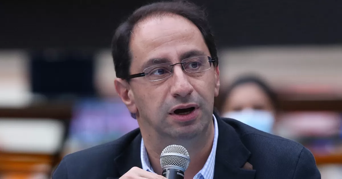 Restrepo sobre el Marco Fiscal de Mediano Plazo: "populismo"