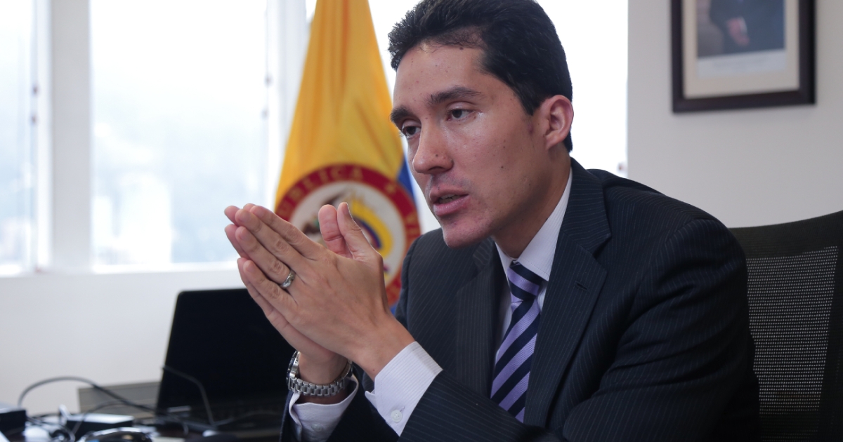 Gobierno no debe saltarse la regla fiscal: Fedesarrollo