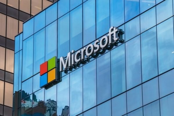 Microsoft anuncia refuerzo de cooperación cibernética con la UE