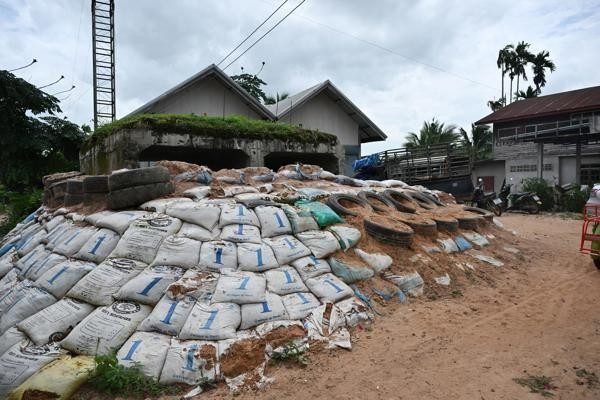 El enfrentamiento entra Tailandia y Camboya continúa y deja más de 140.000 evacuados