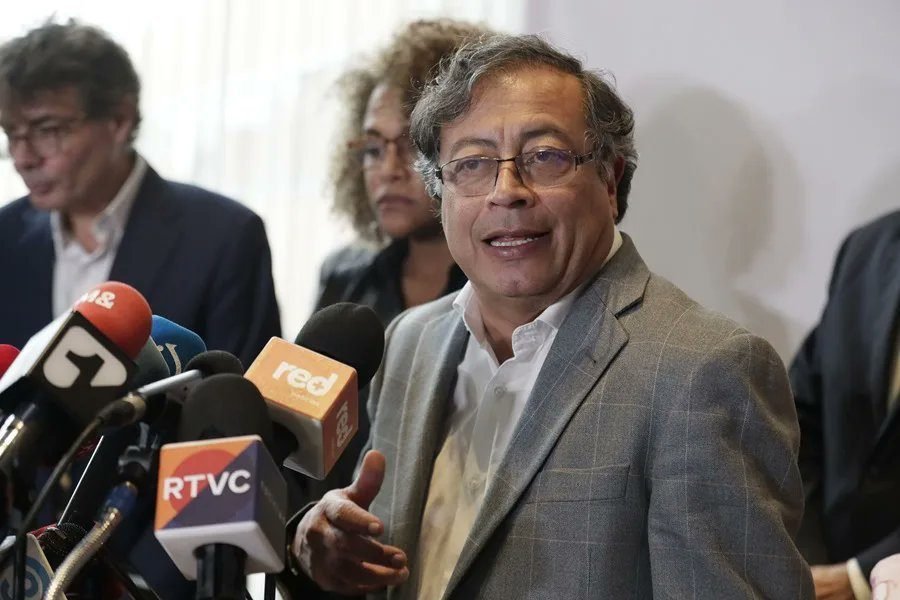 Petro asegura que los diálogos de paz con el ELN están rotos por culpa de esa guerrilla