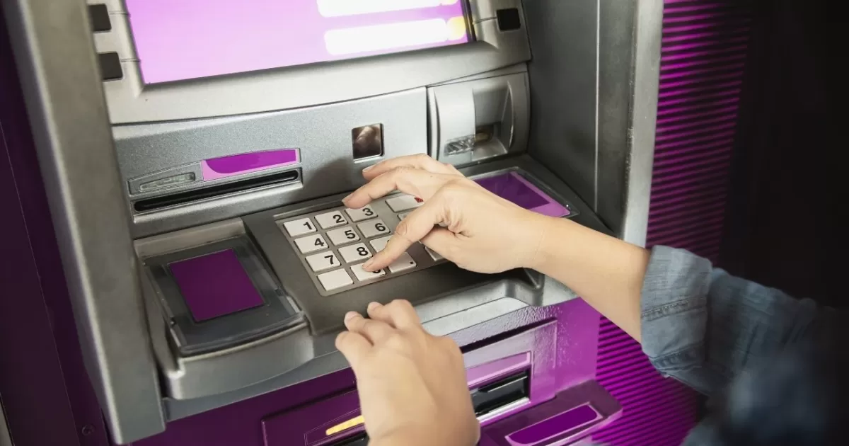CAJEROS tendrán NUEVO SISTEMA para RETIROS en Colombia