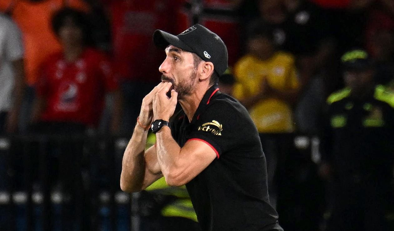 Raimondi, DT de América, le habló a los hinchas tras eliminar a Bahía