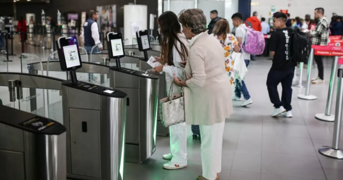 Movilidad aérea en Colombia crece en 2025, según Aerocivil
