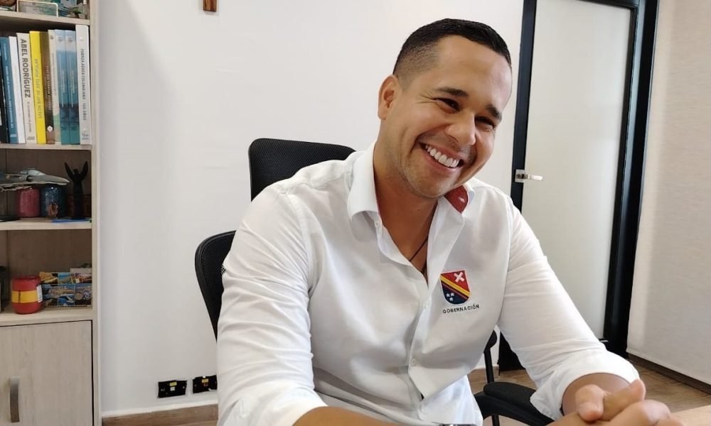 Seguridad, salud, vivienda, vías, obras, SAE, Satena, Providencia en 41 respuestas del Gobernador Nicolás Gallardo Vázquez